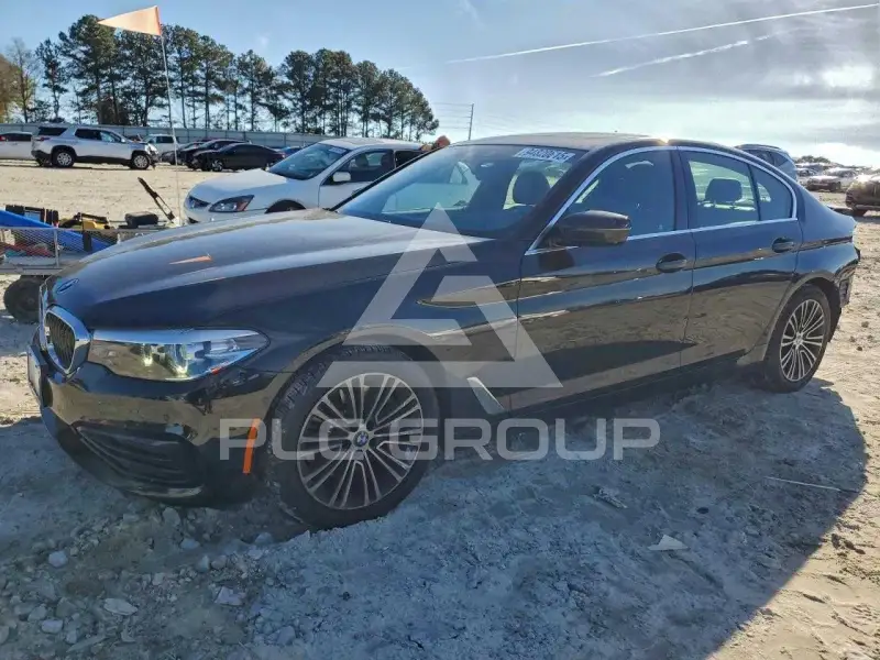 2019 BMW 540 photo