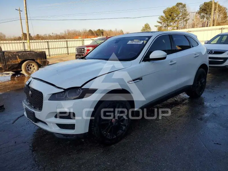 2019 Jaguar F-PACE photo