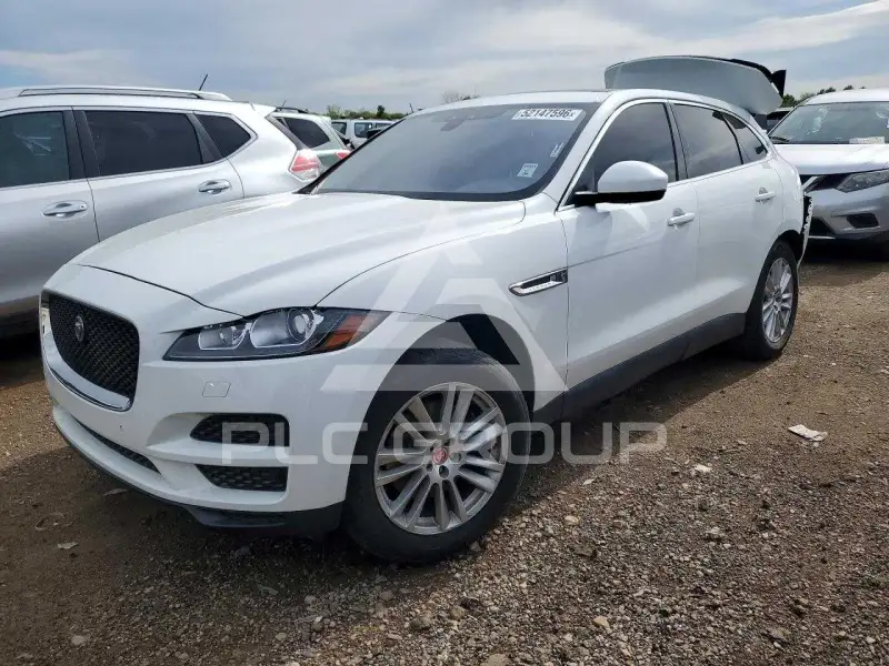 2019 Jaguar F-PACE photo
