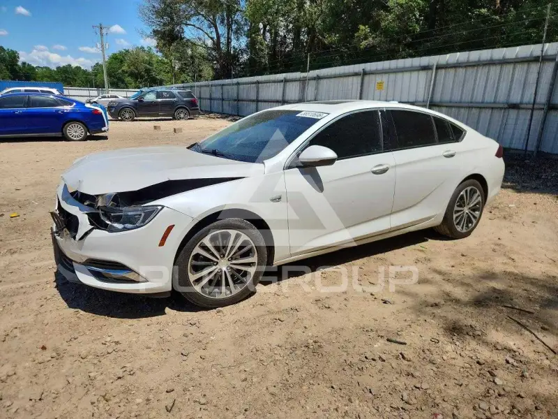 2019 Buick REGAL photo