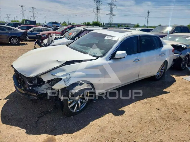2019 Infinity Q70 photo