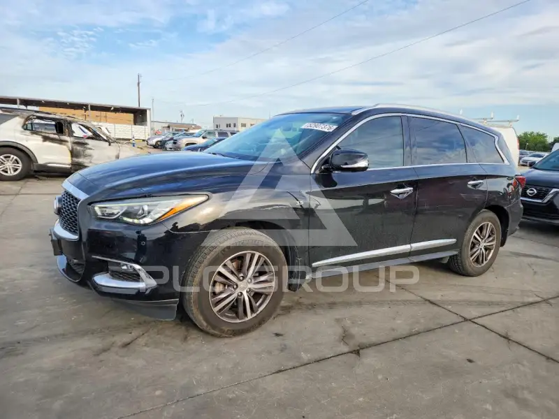 2019 Infinity QX60 photo