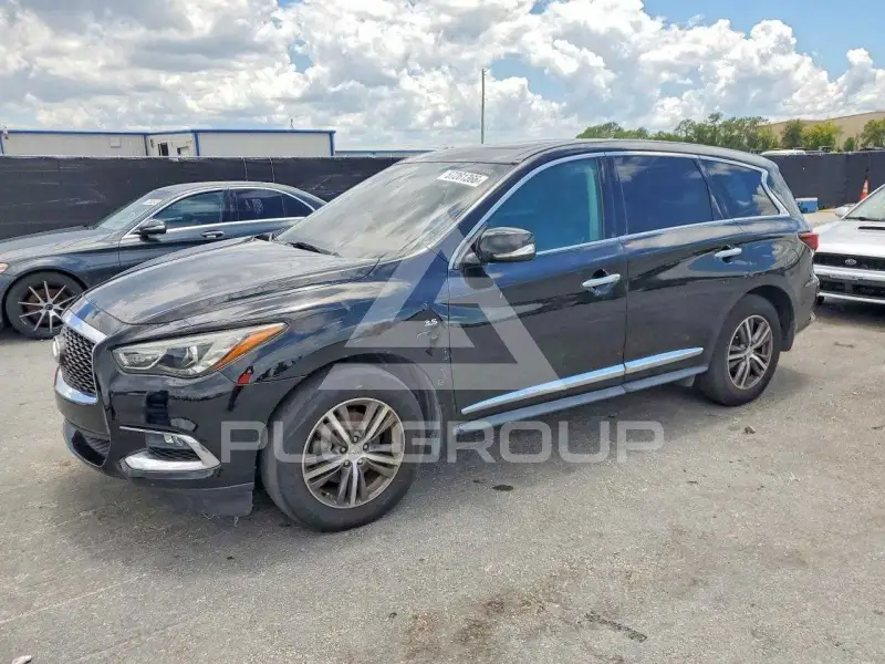 2019 Infinity QX60 photo