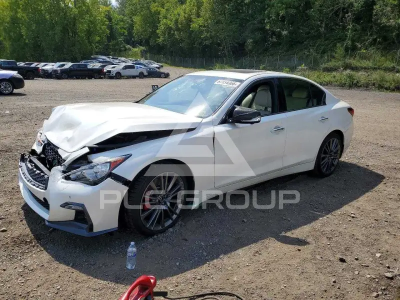 2019 Infinity Q50 photo