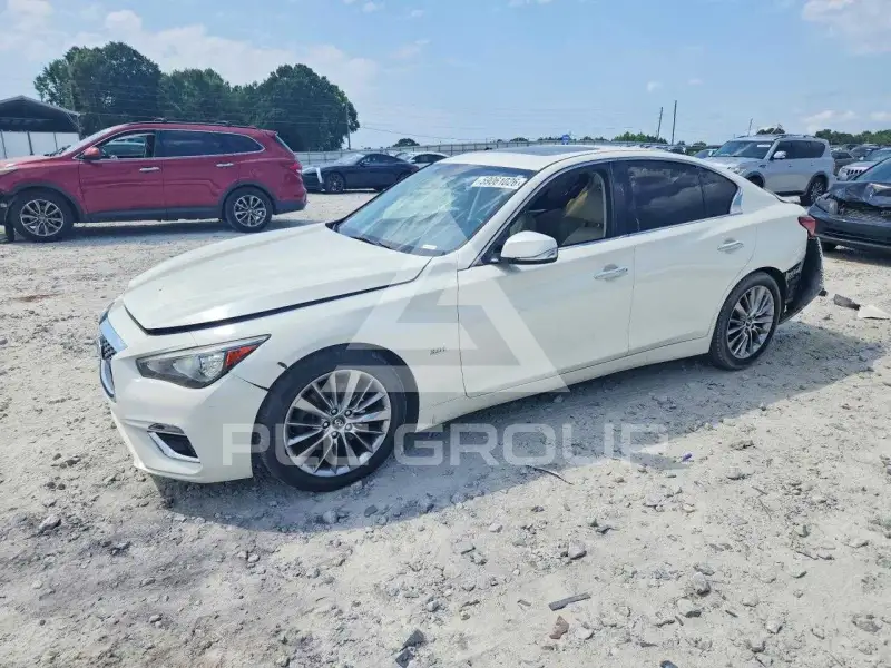 2019 Infinity Q50 photo