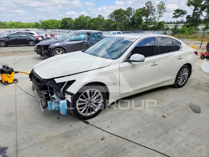 2019 Infinity Q50 фото