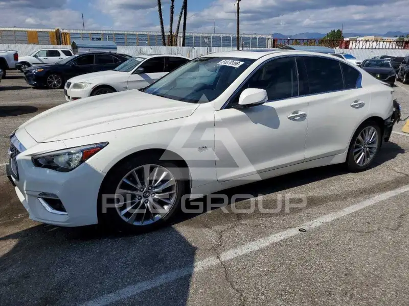 2019 Infinity Q50 фото