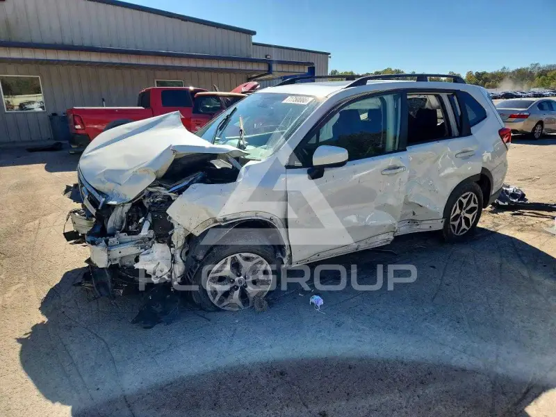2019 Subaru Forester photo