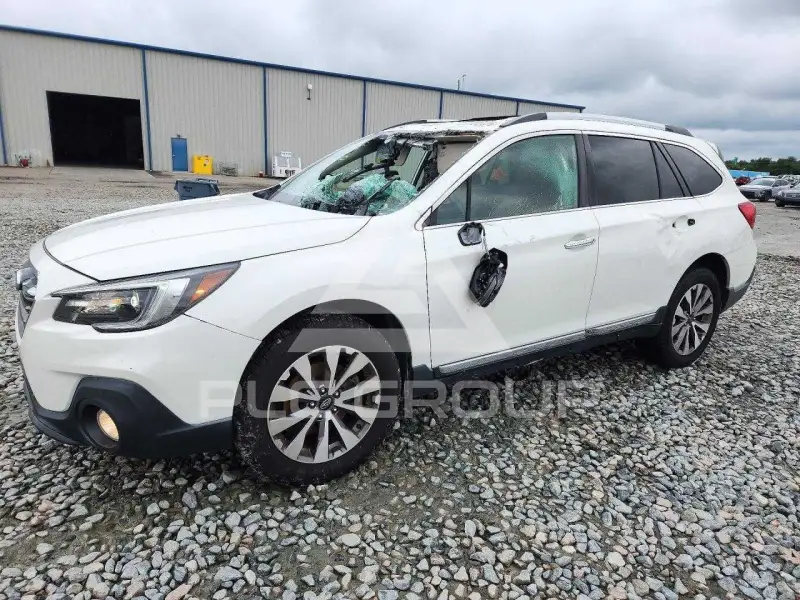 2019 Subaru Outback photo