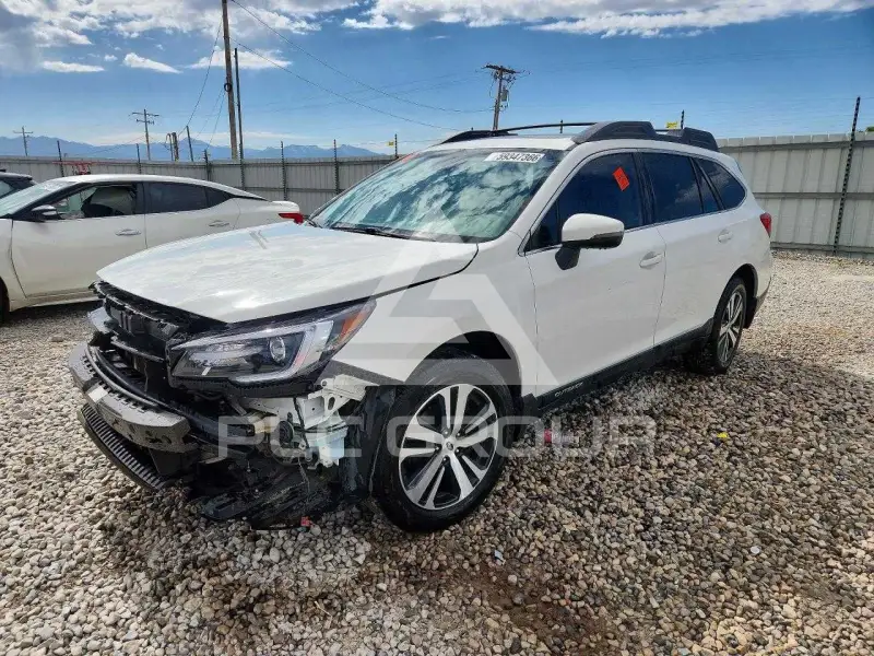 2019 Subaru Outback photo