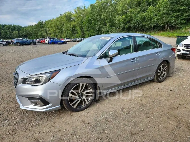 2019 Subaru Legacy photo