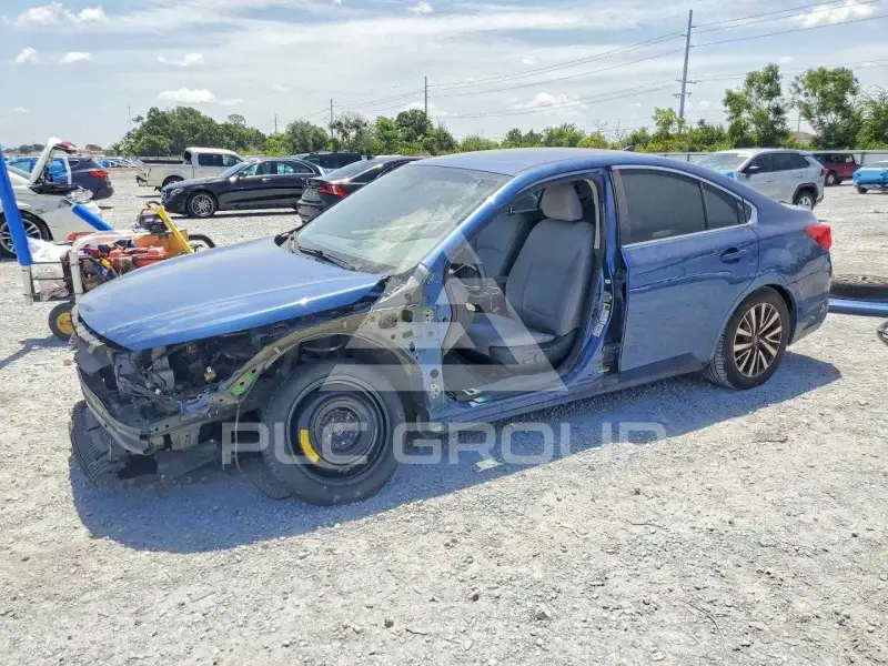 2019 Subaru Legacy photo