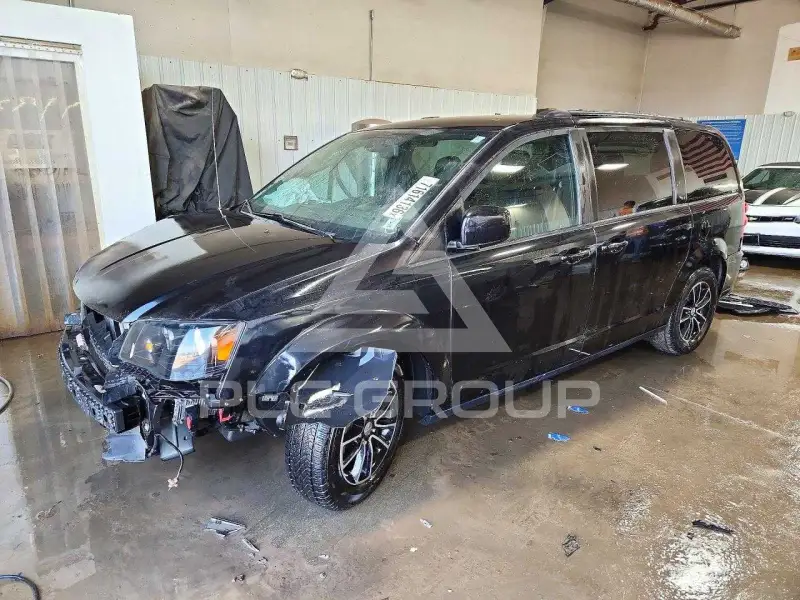 2019 Dodge CARAVAN фото