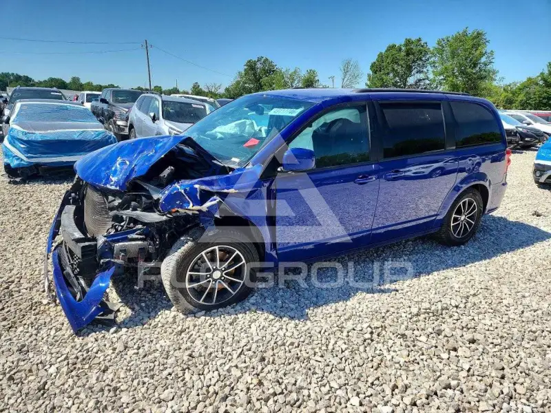 2019 Dodge CARAVAN фото