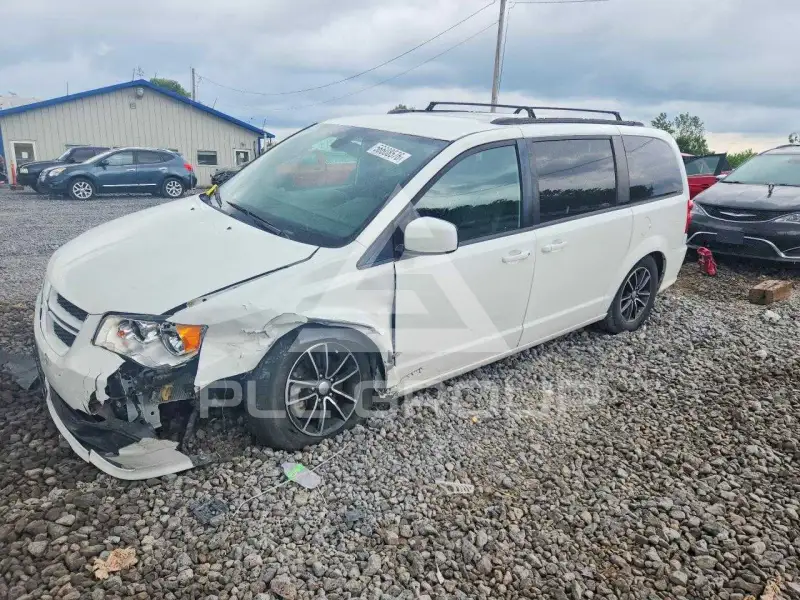 2019 Dodge CARAVAN фото