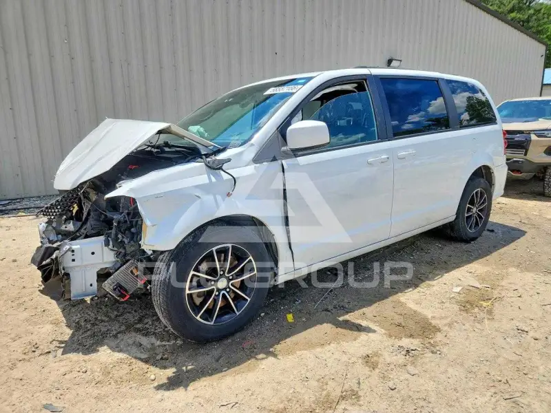 2019 Dodge CARAVAN фото