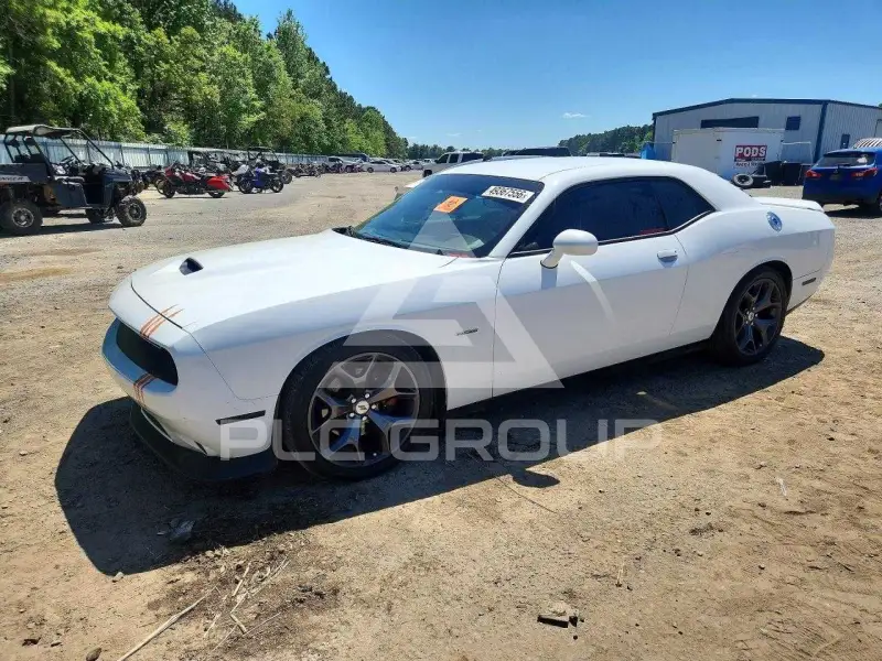 2019 Dodge CHALLENGER photo