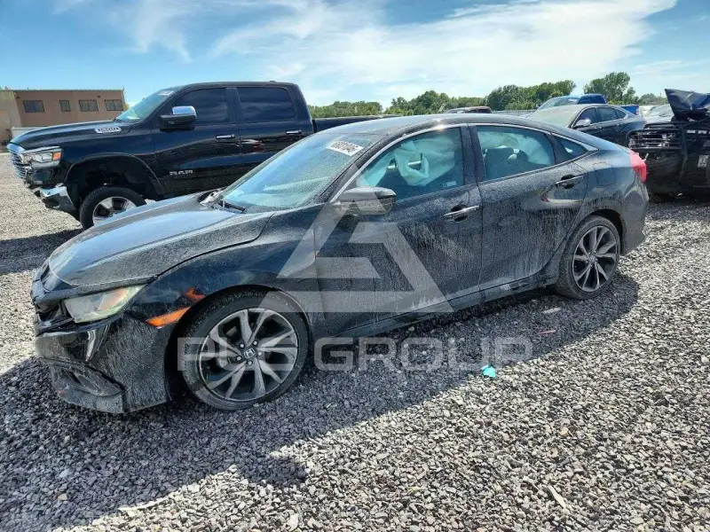 2019 Honda CIVIC фото