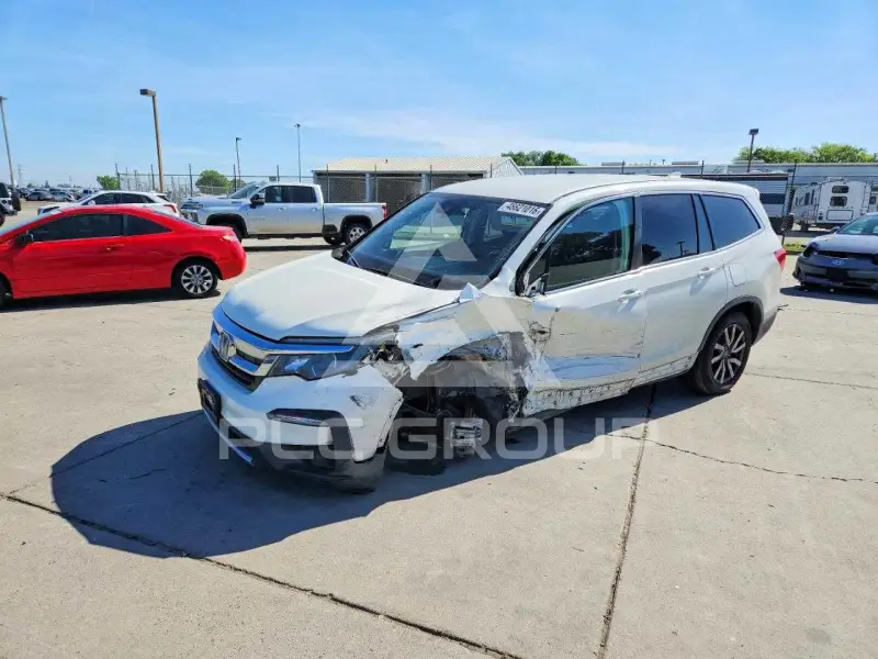2019 Honda PILOT photo