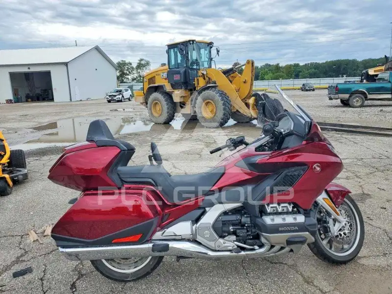 2019 Honda GL фото
