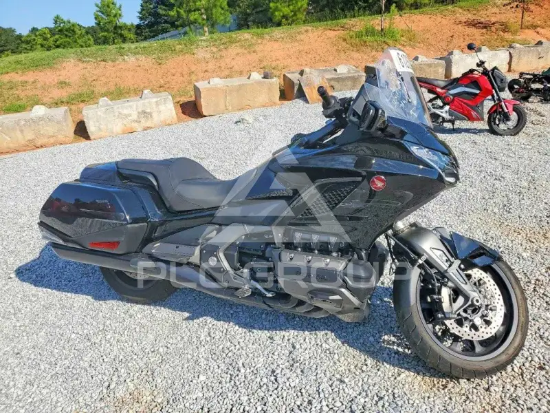2019 Honda GL фото