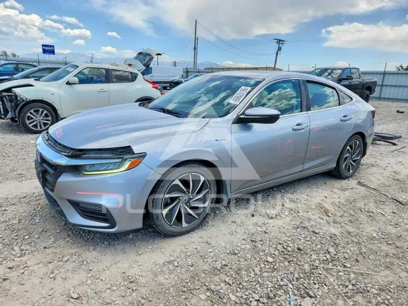 2019 Honda INSIGHT photo