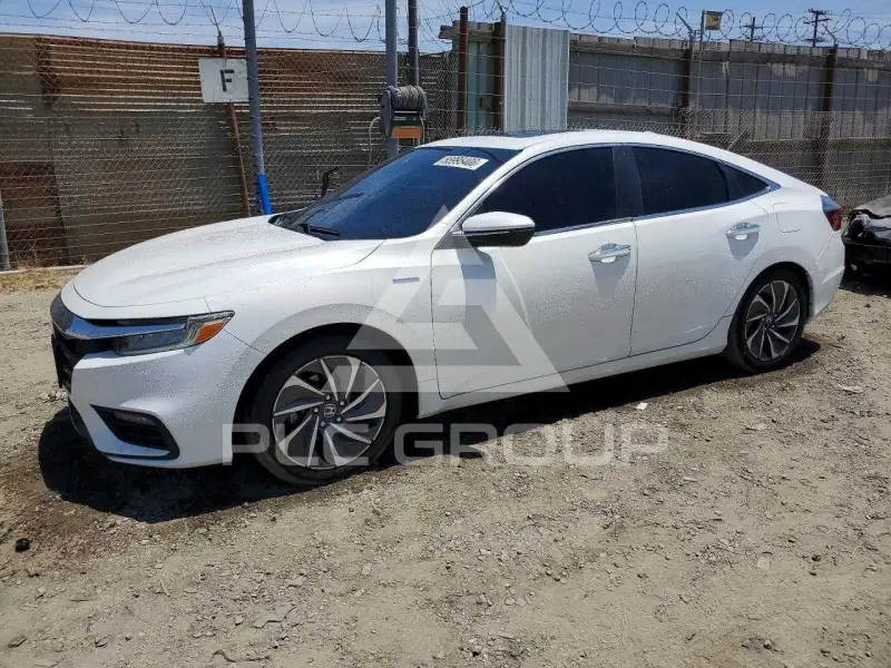 2019 Honda INSIGHT photo