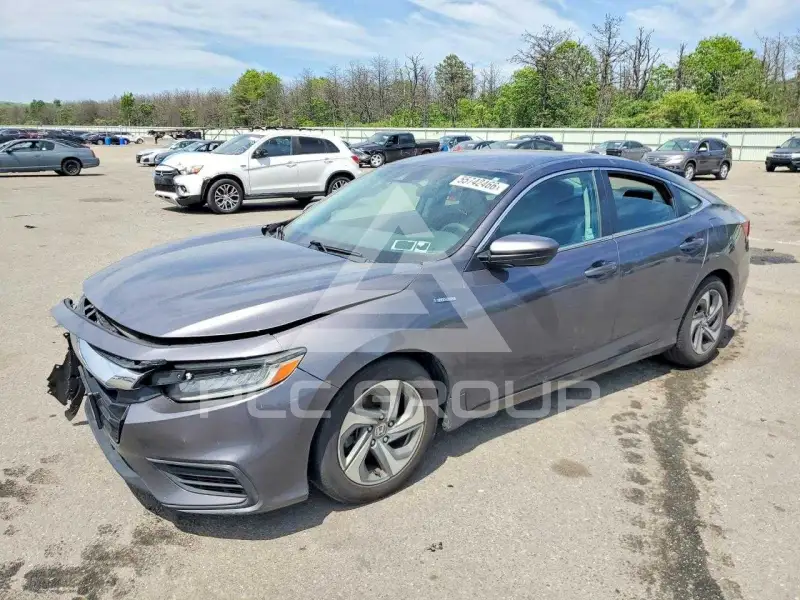 2019 Honda INSIGHT photo