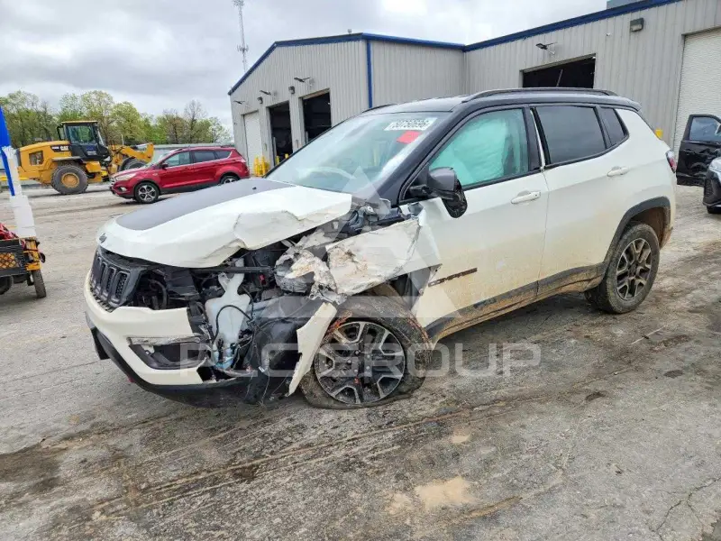 2019 Jeep COMPASS photo