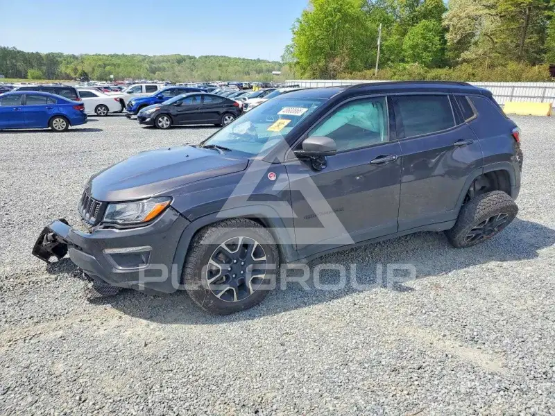 2019 Jeep COMPASS photo