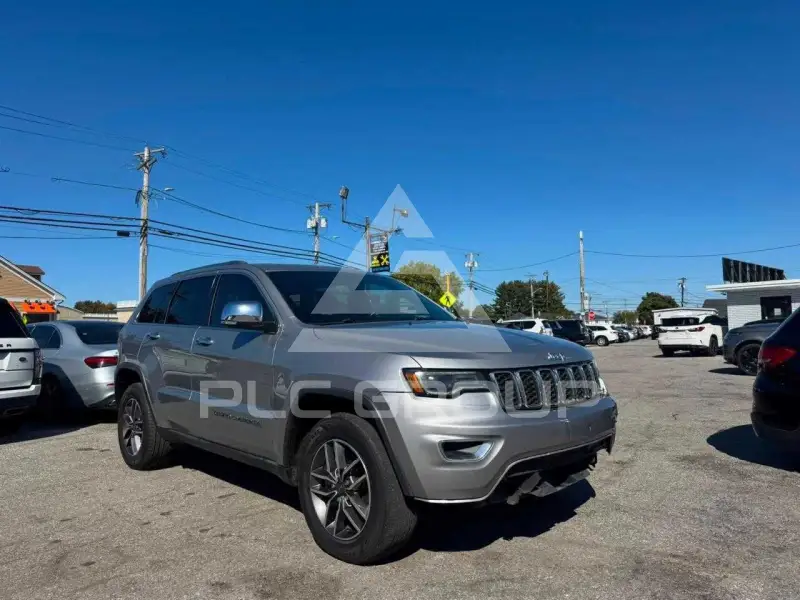 2019 Jeep CHEROKEE photo
