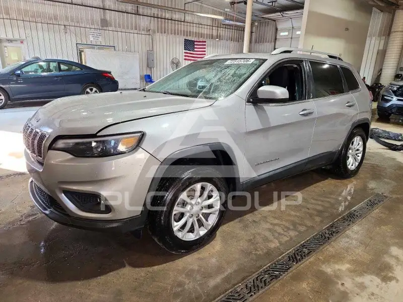 2019 Jeep CHEROKEE photo