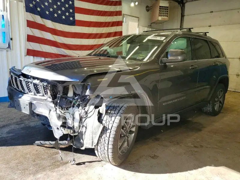 2019 Jeep CHEROKEE photo