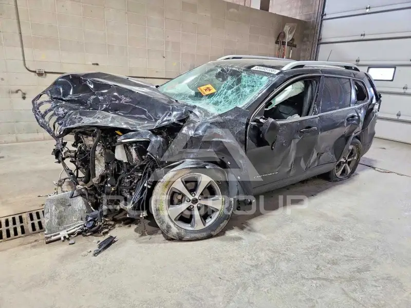 2019 Jeep CHEROKEE photo