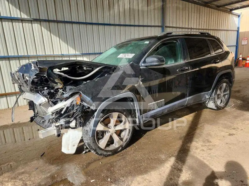 2019 Jeep CHEROKEE photo