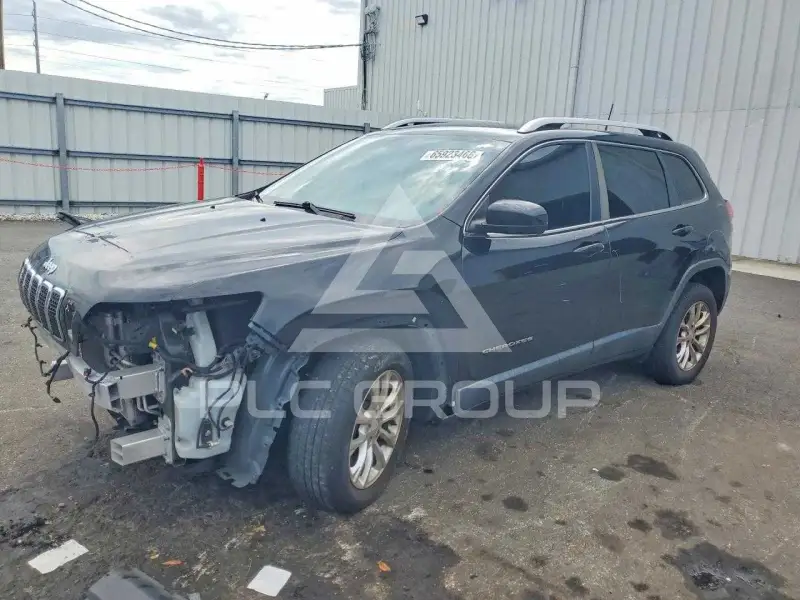 2019 Jeep CHEROKEE photo