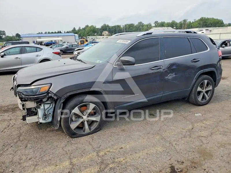 2019 Jeep CHEROKEE photo