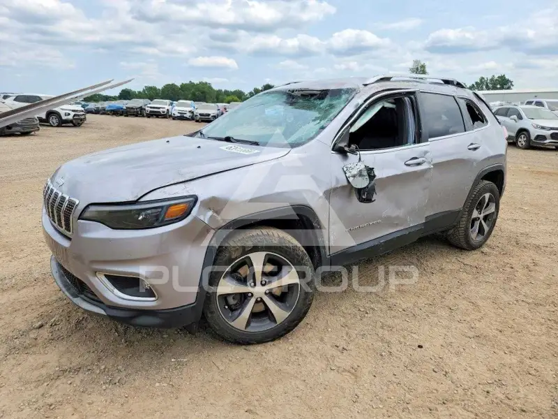 2019 Jeep CHEROKEE photo