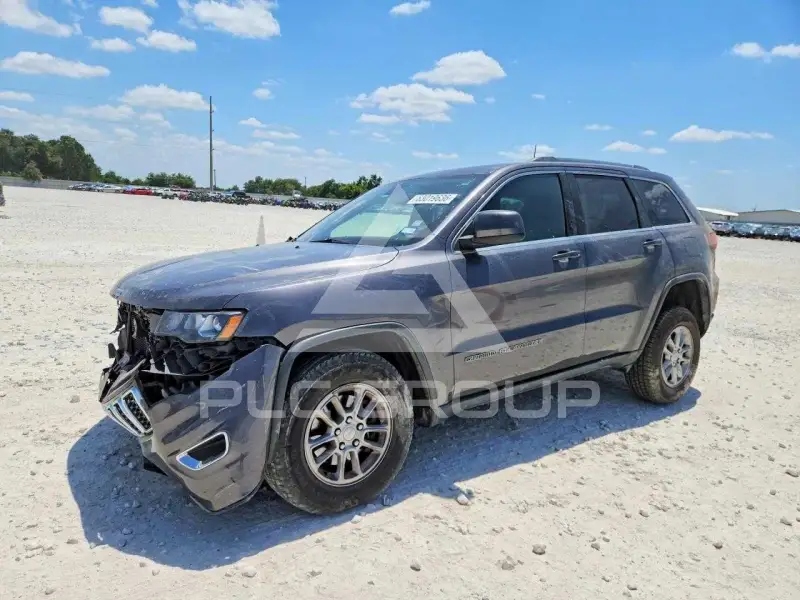 2019 Jeep CHEROKEE photo
