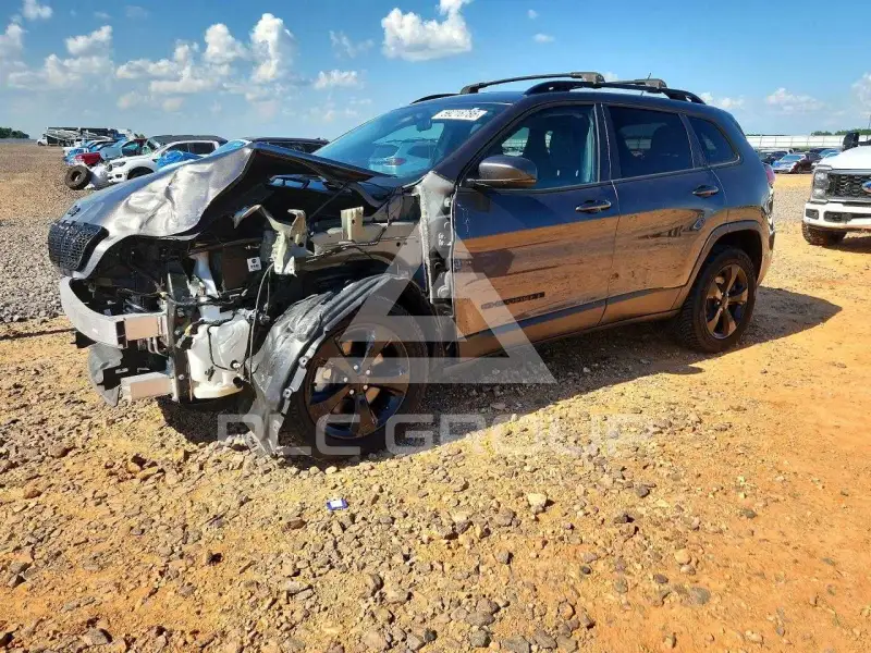 2019 Jeep CHEROKEE photo
