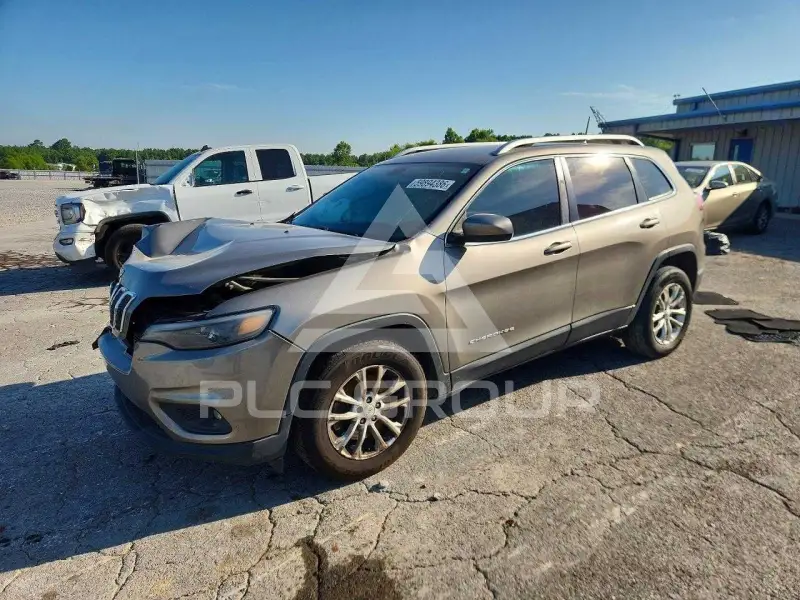 2019 Jeep CHEROKEE photo