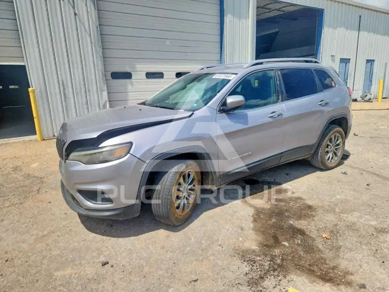 2019 Jeep CHEROKEE photo