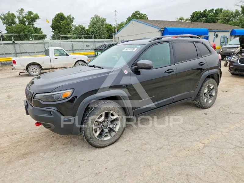 2019 Jeep CHEROKEE photo
