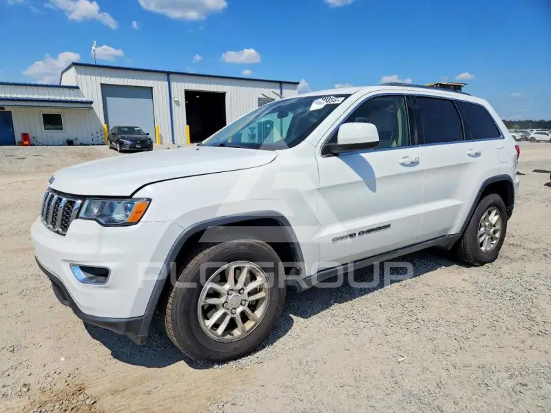 2019 Jeep CHEROKEE photo