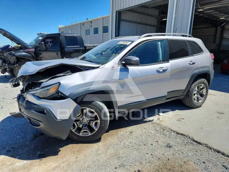 2019 Jeep CHEROKEE фото