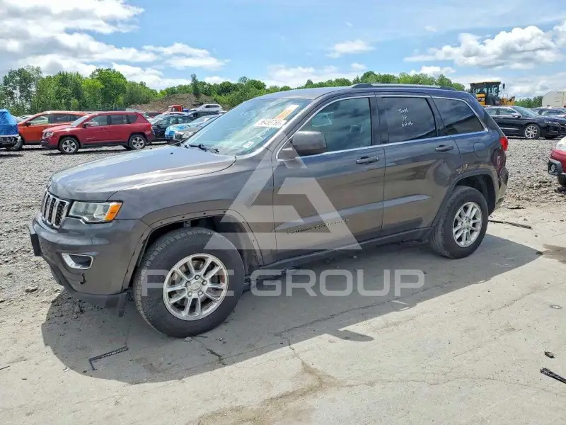 2019 Jeep CHEROKEE photo
