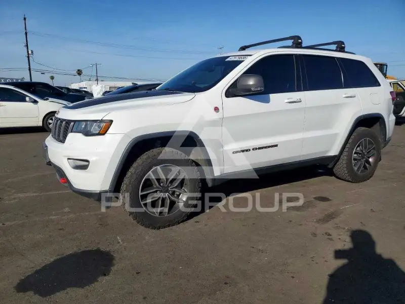 2019 Jeep CHEROKEE photo