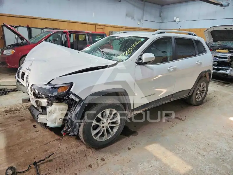 2019 Jeep CHEROKEE фото