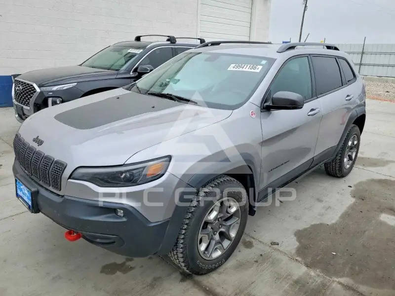 2019 Jeep CHEROKEE photo