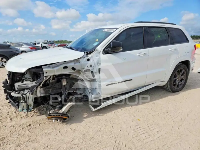 2019 Jeep CHEROKEE photo